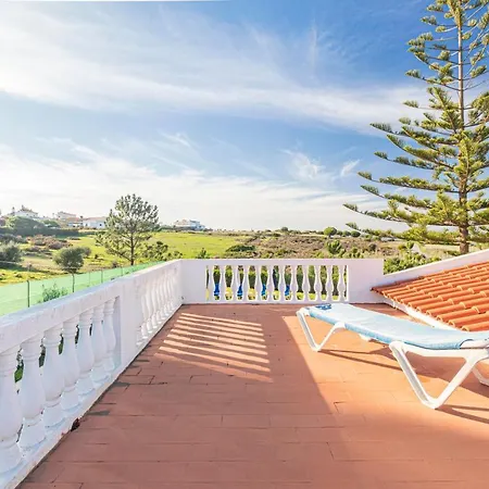 Villa Beartiz Villa *